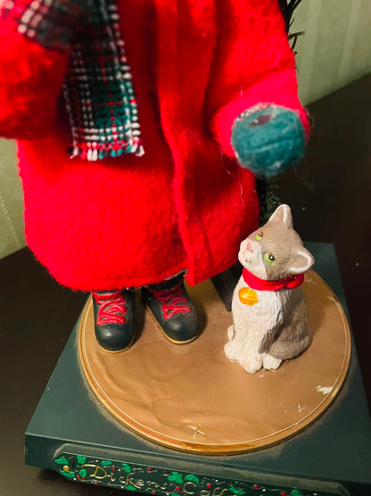Dickens Collection Victorian Caroler Lighted Figurine