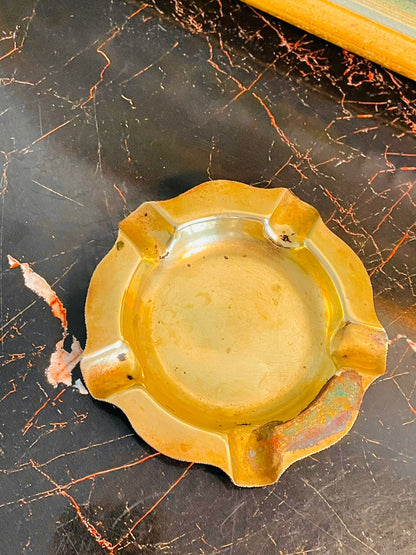 vintage brass ashtray, rustic bar decor, cigar accessories, antique brass tray, retro smoking decor, solid brass collectible, mid century barware, aged brass patina, masculine home decor, vintage accessory dish