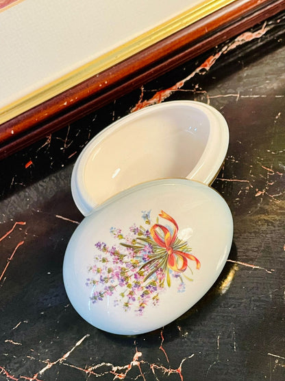 Vintage Porcelain Trinket Box – Floral Bouquet with Gold Rim