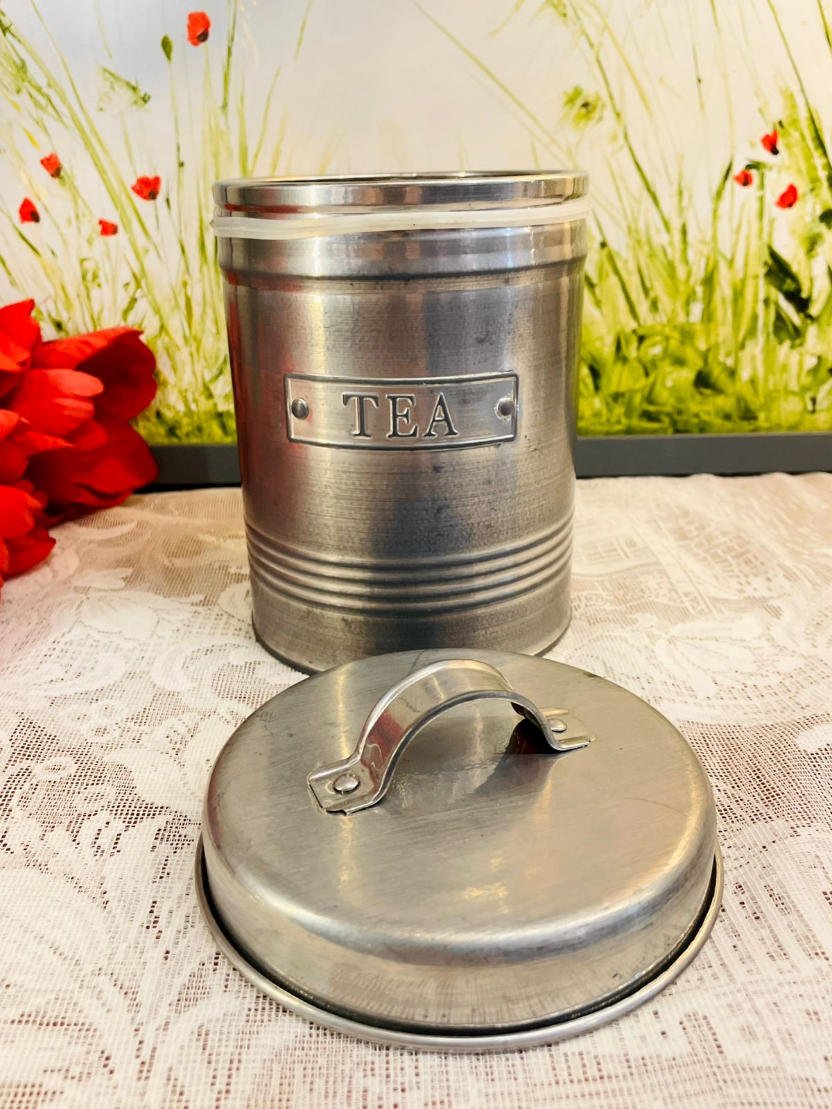 Vintage Metal Tea Canister with Lid Kitchen Storage Tin