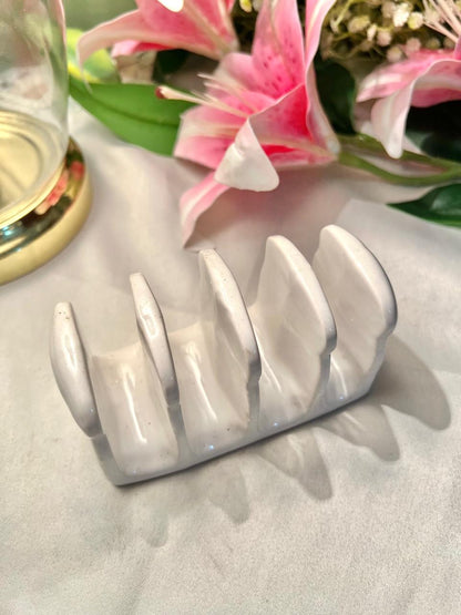 White Ceramic Toast Rack 4-Slot Tableware Holder