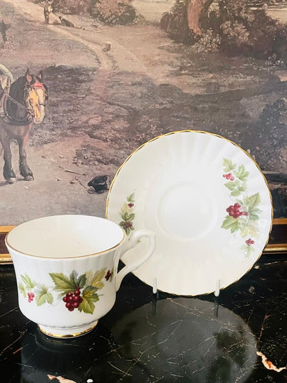 Salisbury Fine Bone China Teacup & Saucer – Red Berry & Leaf Pattern (Made in England)