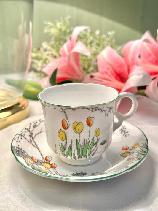 Heathcote China Tulip Floral Teacup & Saucer – 2 Pieces