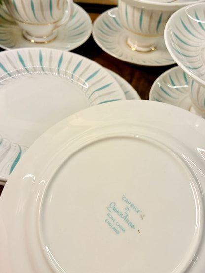 Queen Anne Caprice Bone China Tea Set 11 Pieces, England