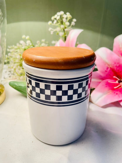 International Tableworks Checkered Ceramic Jar Airtight 4.5 in