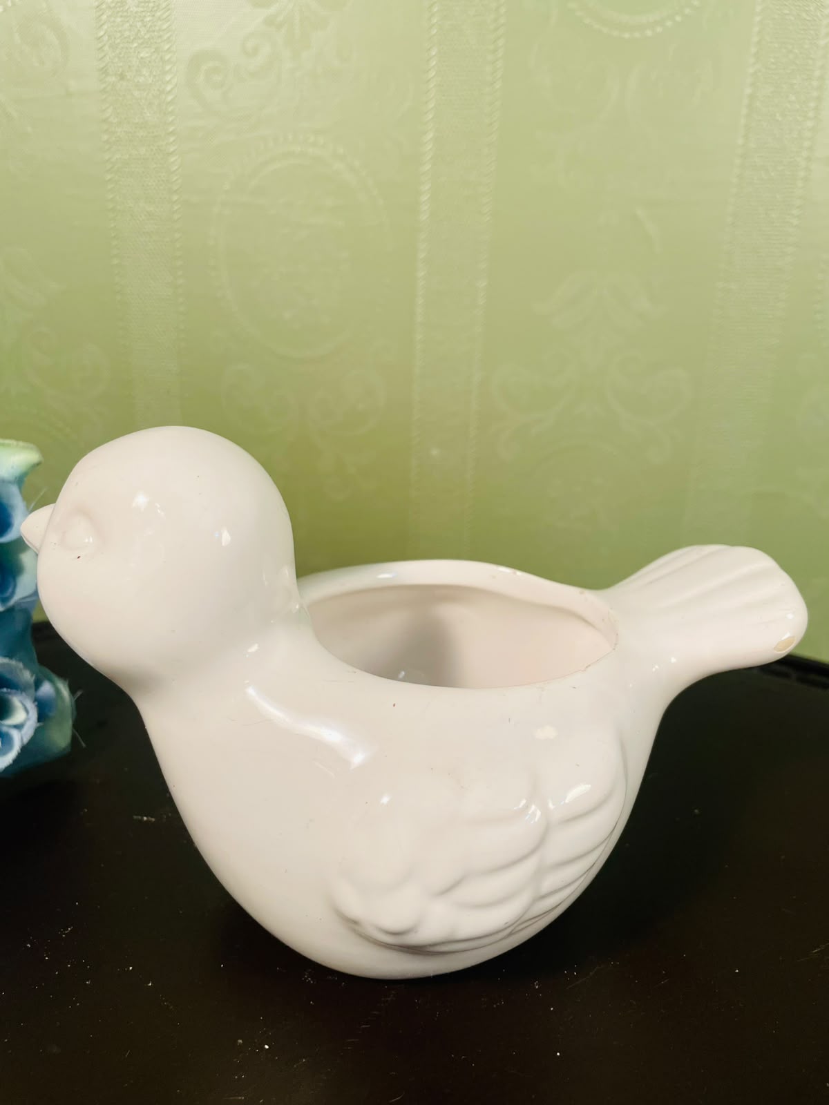 White Ceramic Bird Planter – Sculpted Vintage Style, 4 Inch