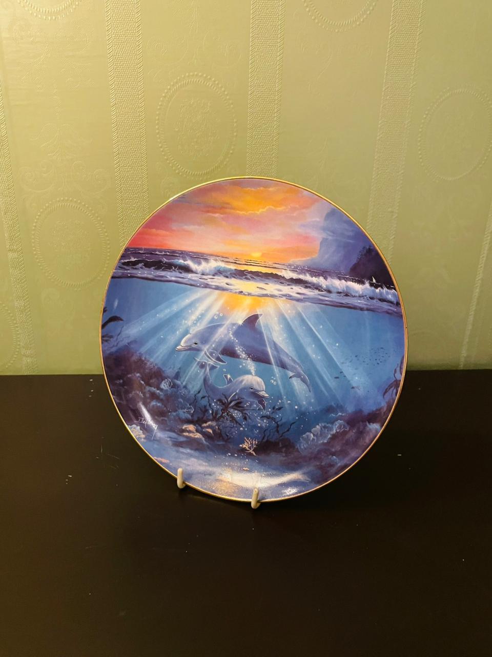 Franklin Mint Dance of the Dolphin Plate 8"