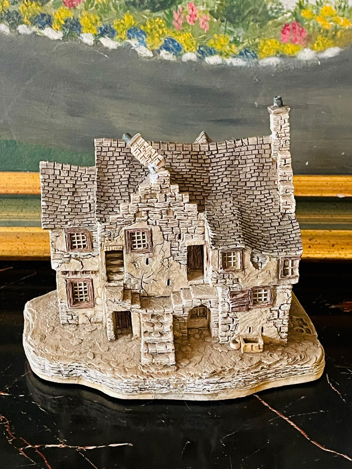 Miniature Stoneware ruin house– Garden & Home Decor Accent