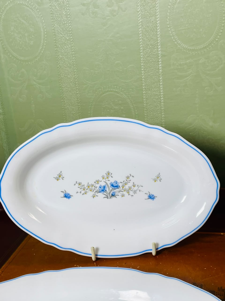 Vintage Blue Floral Scalloped Serving Plater – Set of 2, 9"