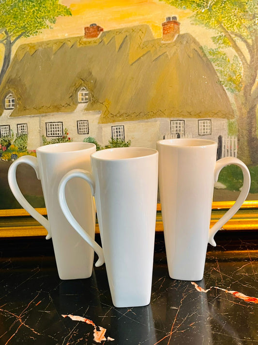 pausa mugs, tall coffee mugs, latte mug, modern white mugs, square base mug, minimalist dinnerware, tea mugs set, microwave safe mugs, coffee lover gifts, kitchen essentials