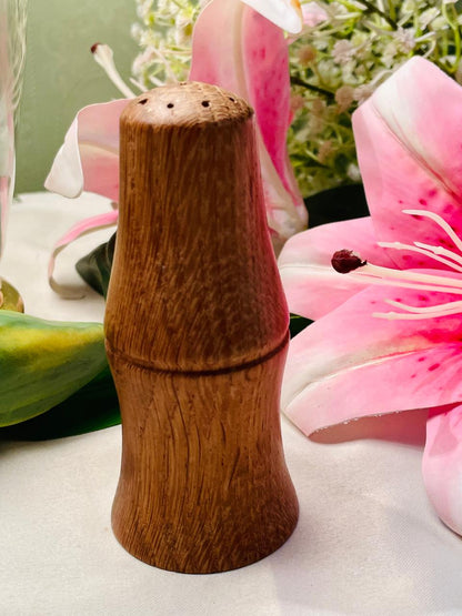 Wood-Effect Pepper Shaker 10 cm