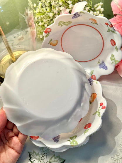 Vintage Scalloped Fruit Pattern Plates / Shallow Bowls – Approx. 17 cm – Set of 6