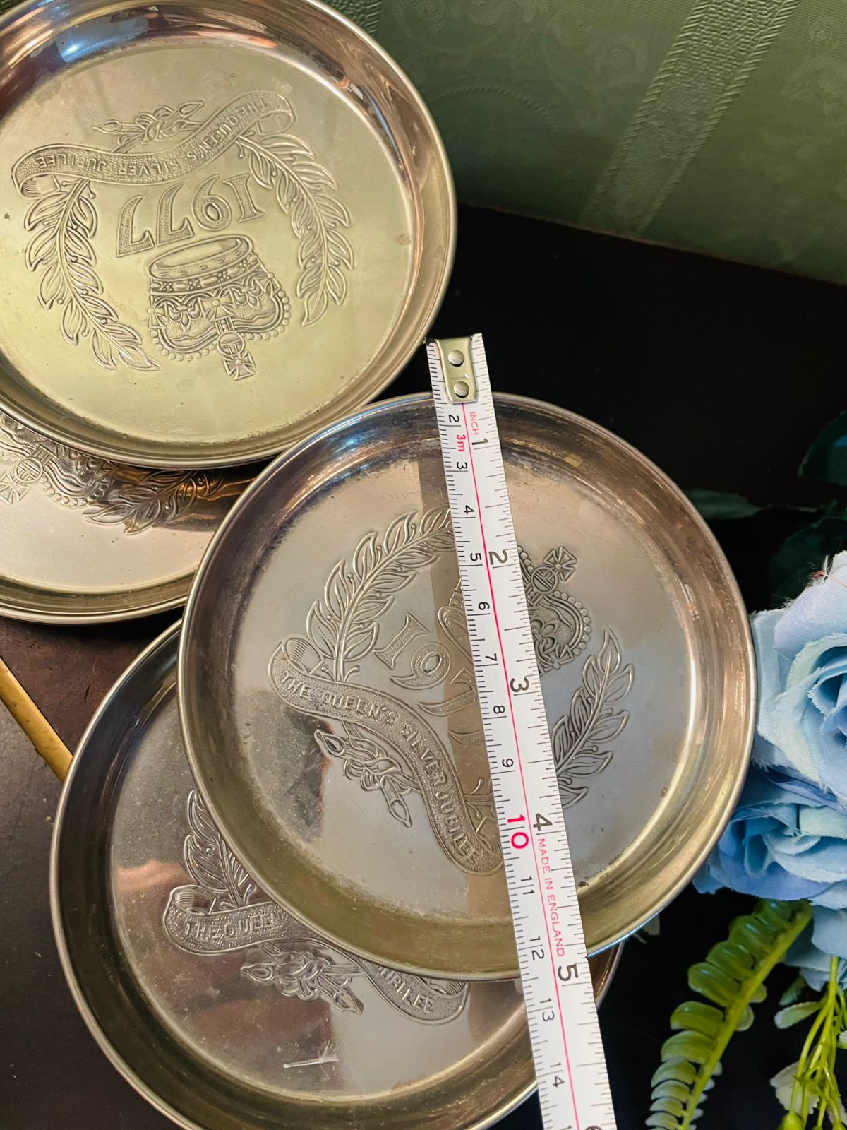 1977 Queen’s Silver Jubilee Coasters Set 5 Inch