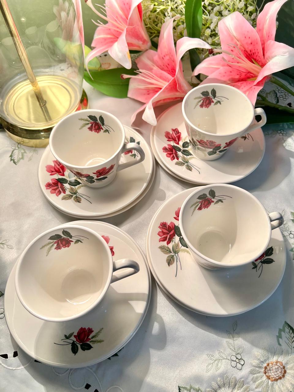 Johnson Bros England Rose Tea Set – 4 Cups, 4 Saucers & 4 Side Plates – 12 Piece Floral Set