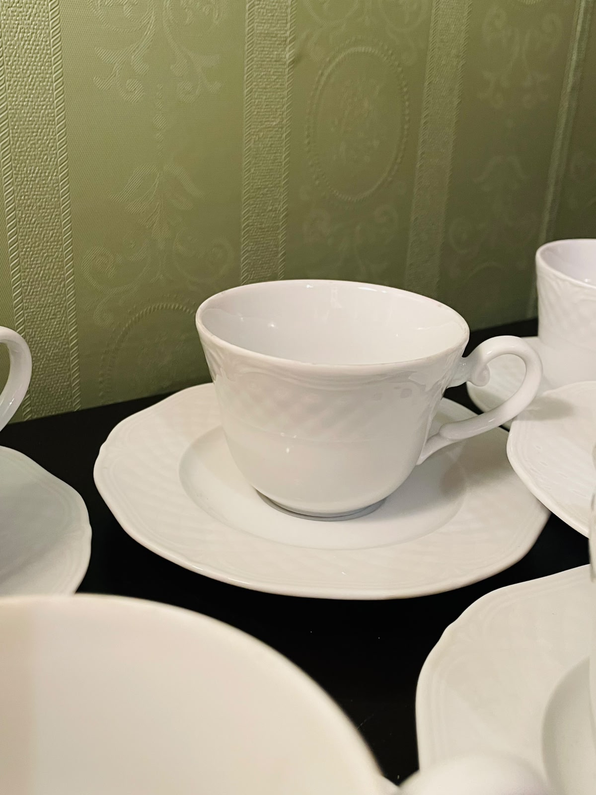 CreaTable White Porcelain Tea Cups and Saucers Set of 6
