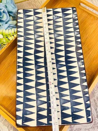 Geometric Porcelain Plater – Oven Safe with Triangular Design – 11 Inches