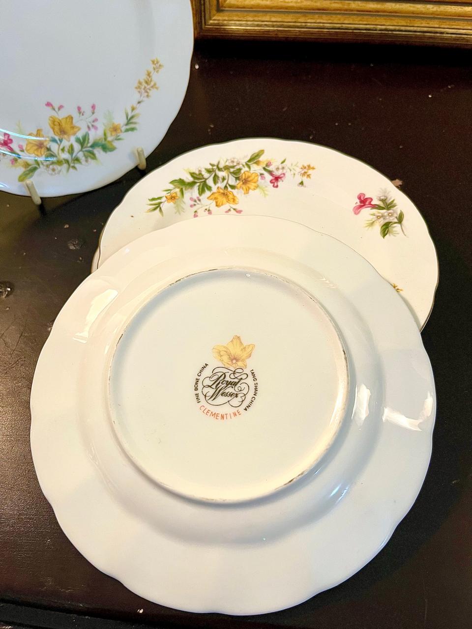 Royal Wessex Clementine Fine Bone China Plates Set of 4 – 6 Inch