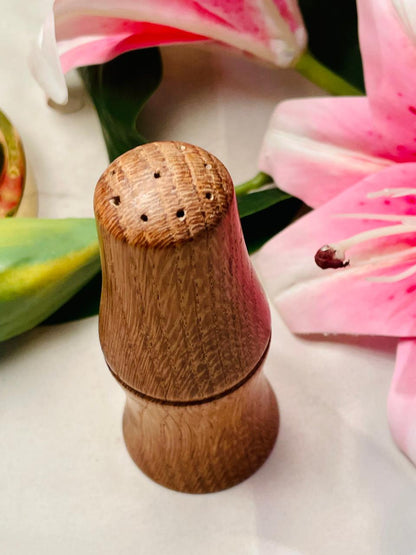 Wood-Effect Pepper Shaker 10 cm
