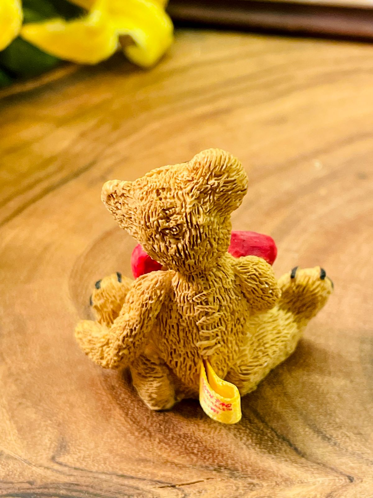 Vintage Cherished Teddies Mum Heart Bear Figurine 1997