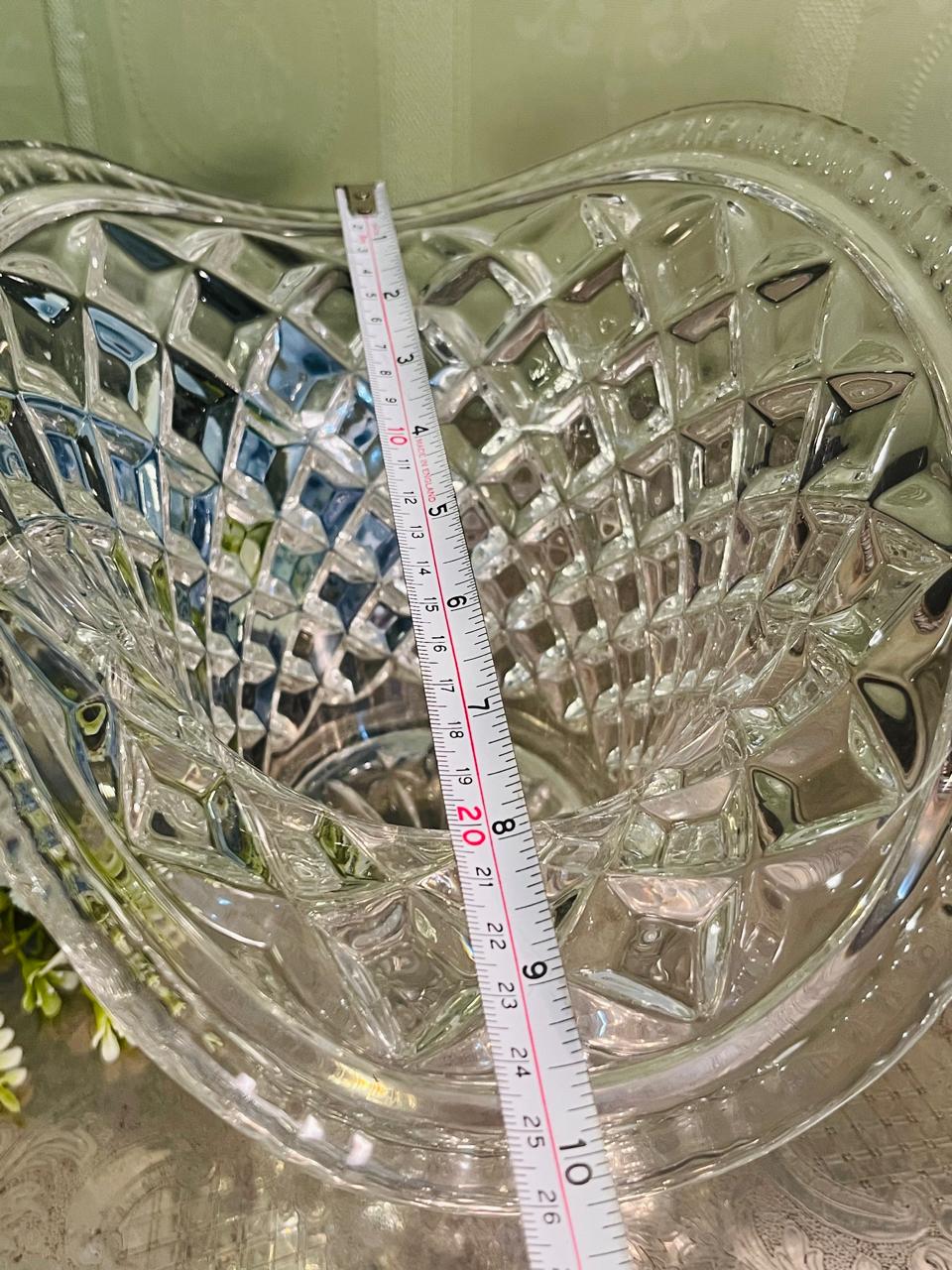 Large Pressed Crystal Footed Centrepiece Bowl 26 cm Diamond Pattern
