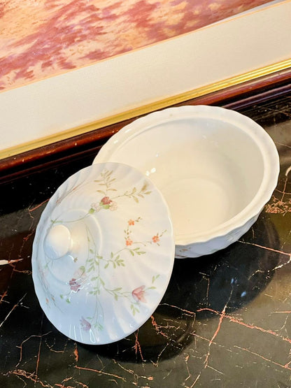 Wedgwood Floral Bone China Bowl with Lid – Made in England