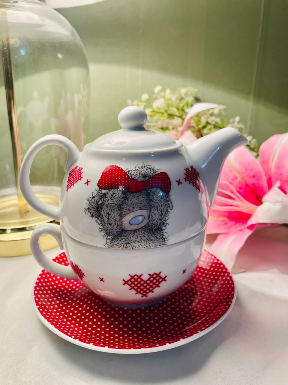 Me to You Tatty Teddy Tea for One Set – Carte Blanche Red Polka Dot Teapot Cup & Saucer
