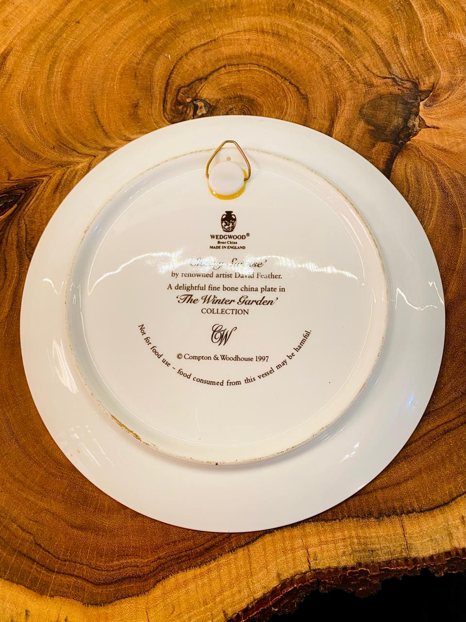 Wedgwood Winter Garden Bird Plate – Bone China England