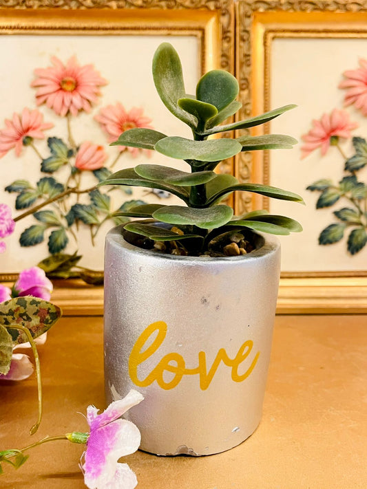Minimal Love  Planter Succulent Pot Decor