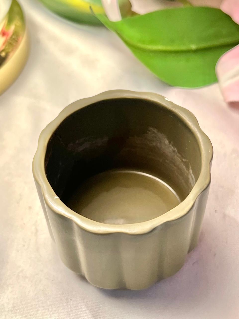 Olive Green Ribbed Ceramic Planter – Approx. 3 Inch