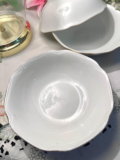 White Scalloped Porcelain Bowls – Set of 3, 16 cm