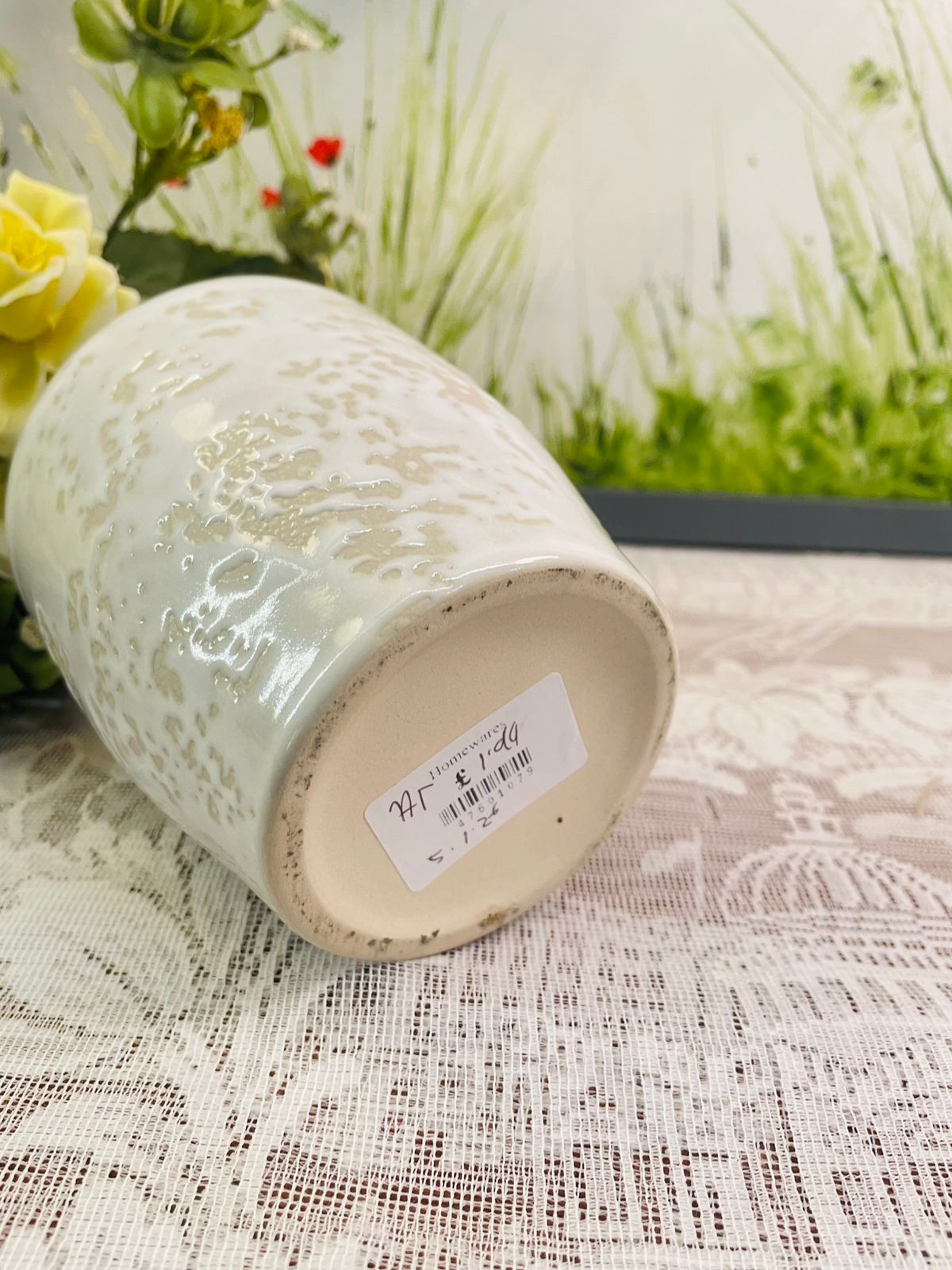 Cream Speckled Ceramic Plant Pot – Textured Cottage Planter