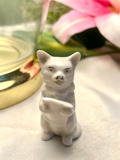Vintage City of Truro Ceramic Cat Souvenir Figurine Approx. 6 cm