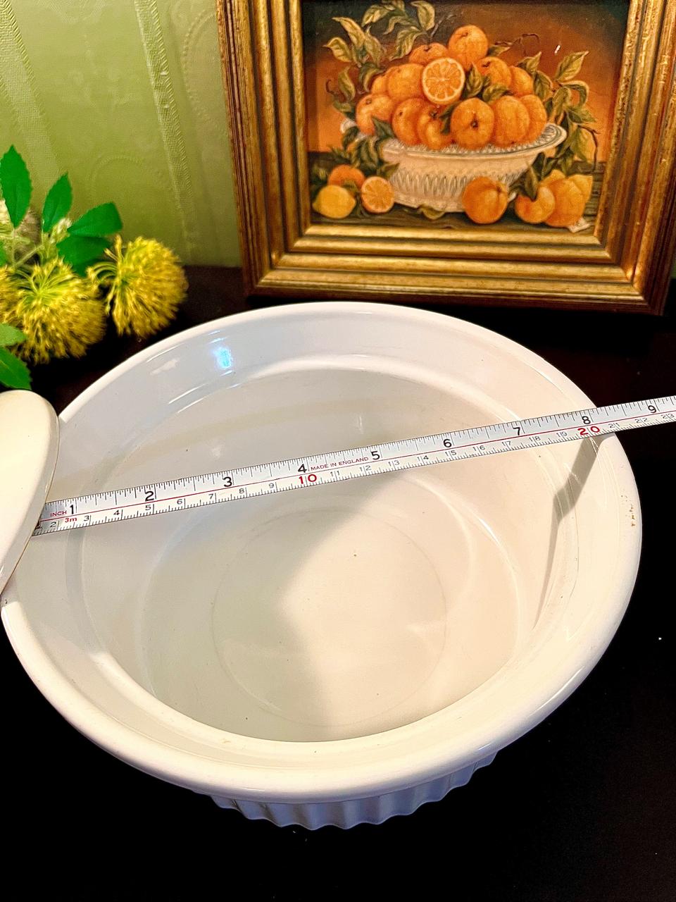 Vintage White Ceramic Lidded Serving Bowl 23 cm