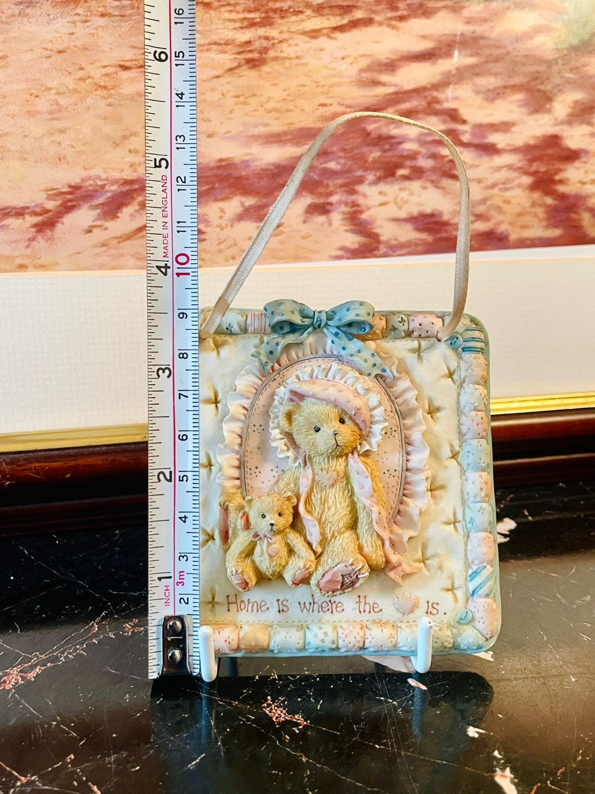 Vintage 1993 Priscilla Hillman Enesco Wall Hanging – Home is Where the Heart Is – Teddy Bear Plaque