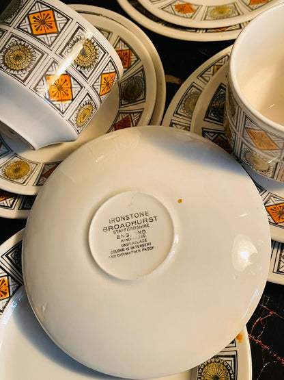 18 pcs Staffordshire Geometric Tea Set – Made in England