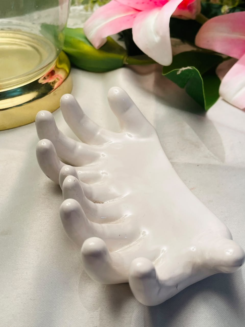 White Ceramic Hand-Shaped Jewellery Holder Approx. 14 cm