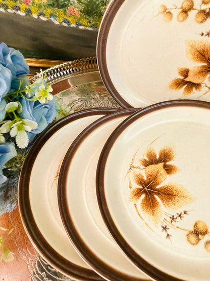 Vintage Floral Dessert Plates – English Bone China Style, 4-Piece