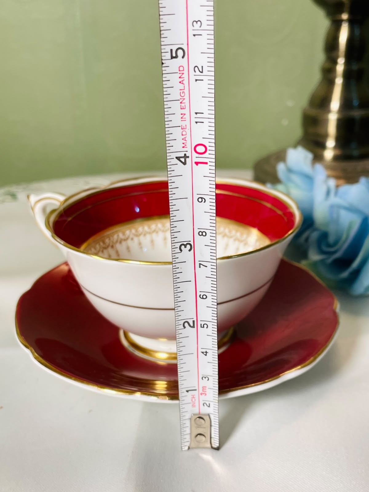 Paragon Red Gold Fine Bone China Cup Saucer 2-Piece Set 10 cm
