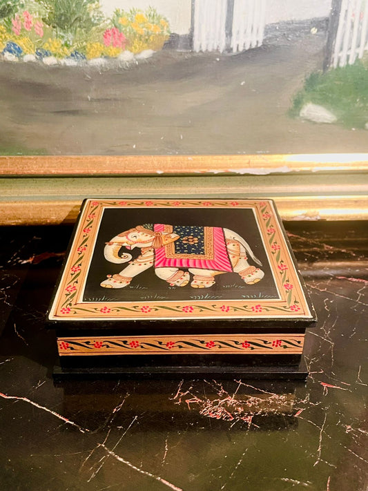 elephantcoasterset, handcrafteddecor, indianartstyle, woodenboxcoasters, rajasthanicraft, elegantgiftset, teatabledecor, sunsetkitchen, ethnicdecorfinds, vintagehomepakistan, artisanmade, sunsetshop