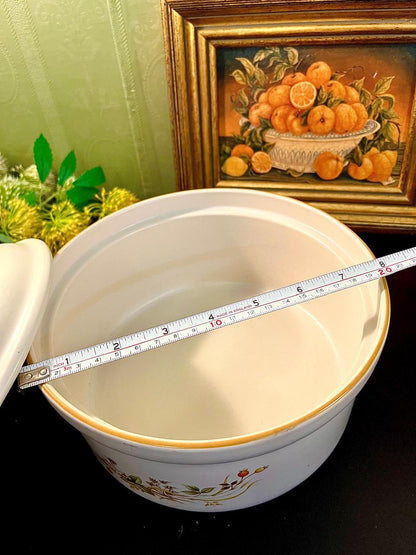 St. Michael Covered Ceramic Casserole Dish with Lid 20cm