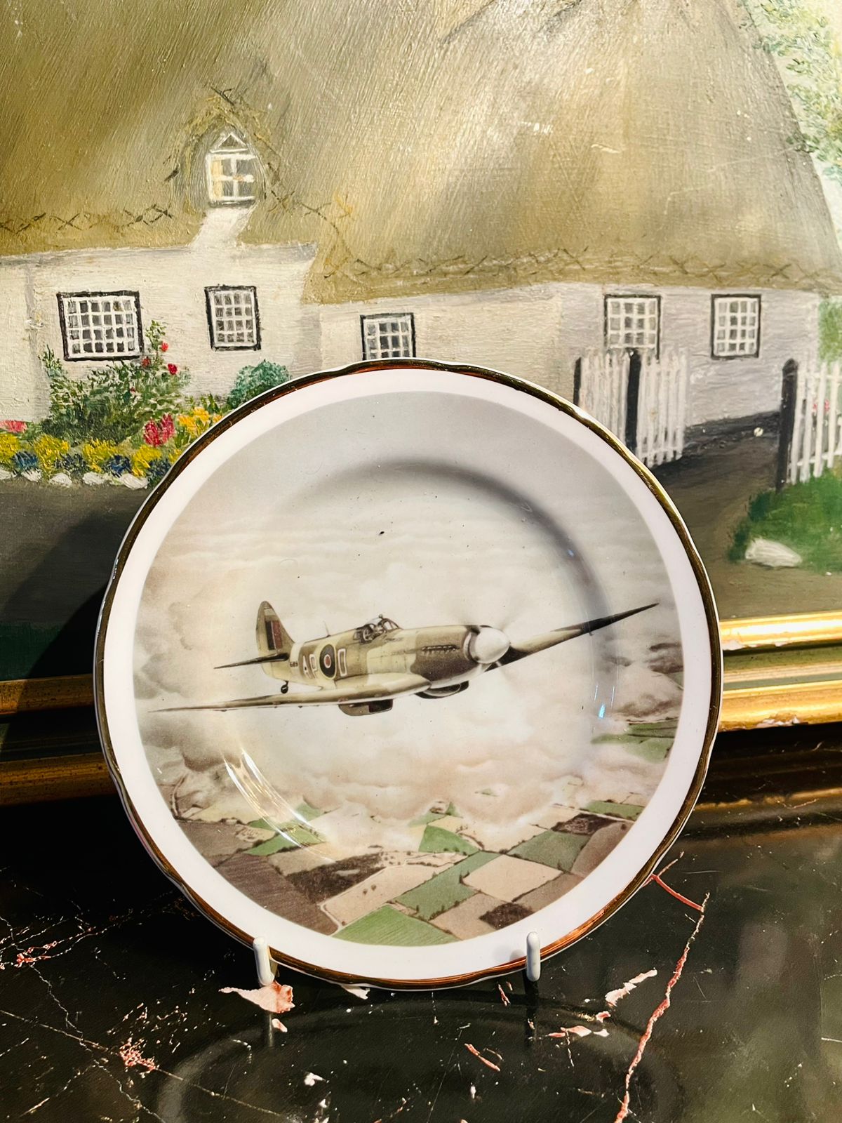 #vintageplate

#spitfire

#wwiiplane

#aviationart

#collectorplate

#bonechina

#england

#aircraftart

#militarycollectible

#aviationhistory

#wallplate

#antiquepakistan