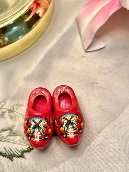 Holland Wooden Clogs Miniature Decor Set of 2 1.5"