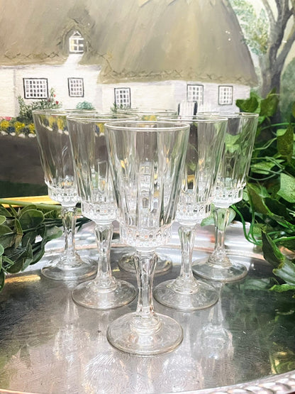 Set of 6 Vintage Luminarc Champagne Glasses – French Glassware