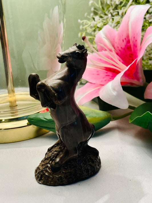 Vintage-Style Rearing Horse Figurine – Bronze-Tone Equestrian Ornament, Approx. 11 cm