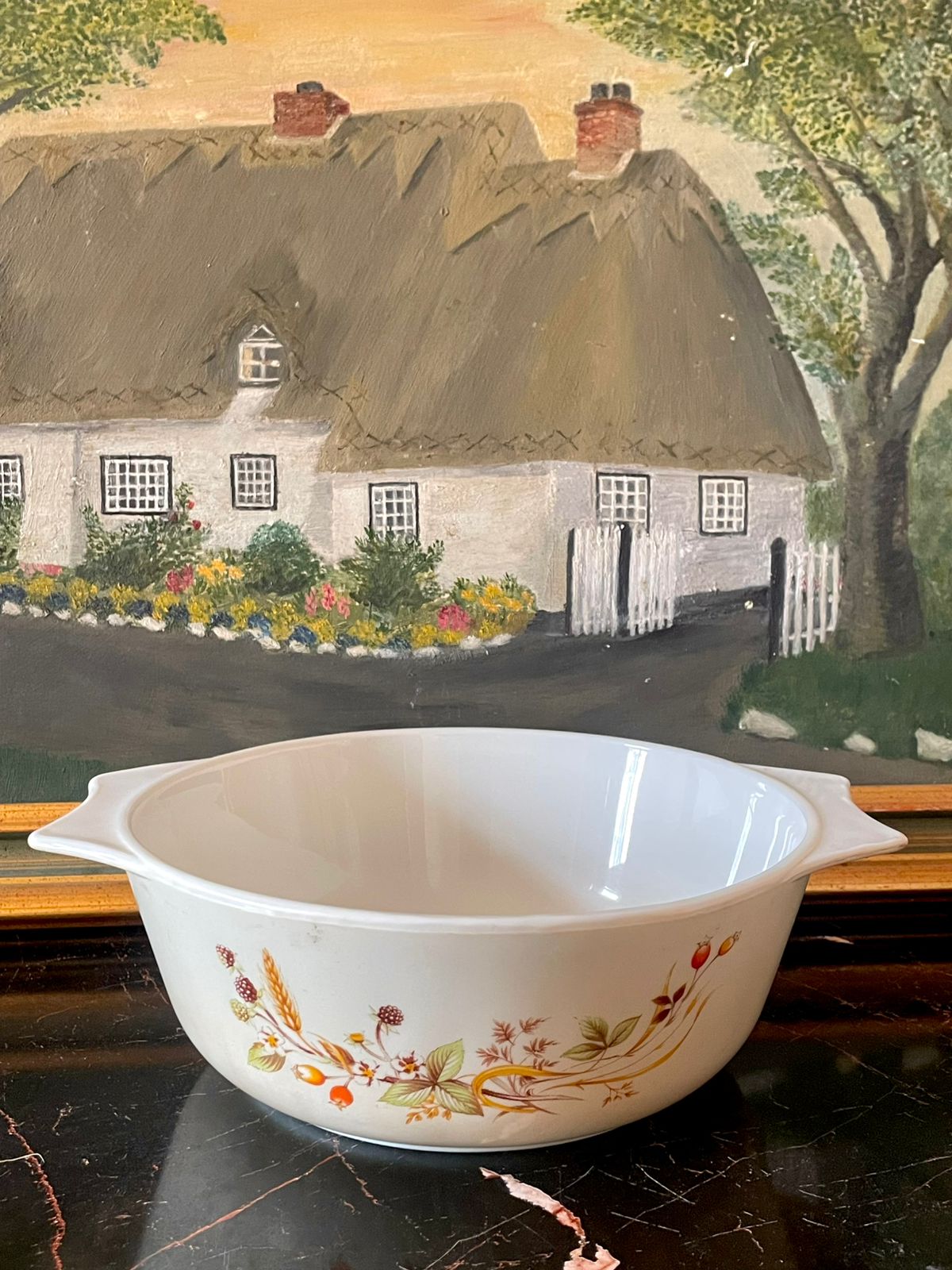 vintage pyrex bowl, pyrex england harvest, retro mixing bowl, pyrex collectible pakistan, vintage bakeware, autumn kitchen decor, english pyrex, high-end thrift, sunset kitchen vintage, pyrex serving bowl