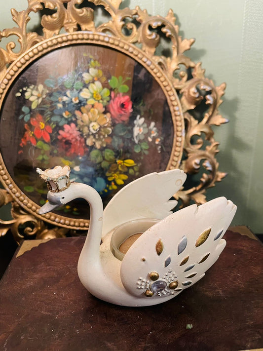 Vintage White Swan Metal Tealight Candle Holder Decor