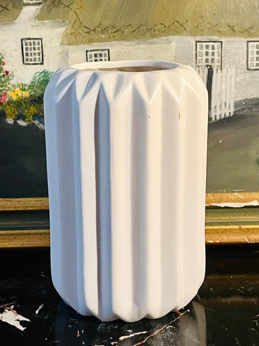 grey ceramic vase, modern minimalist vase, matte finish flower pot, decorative ceramic planter, contemporary home décor vase, table centerpiece vase
