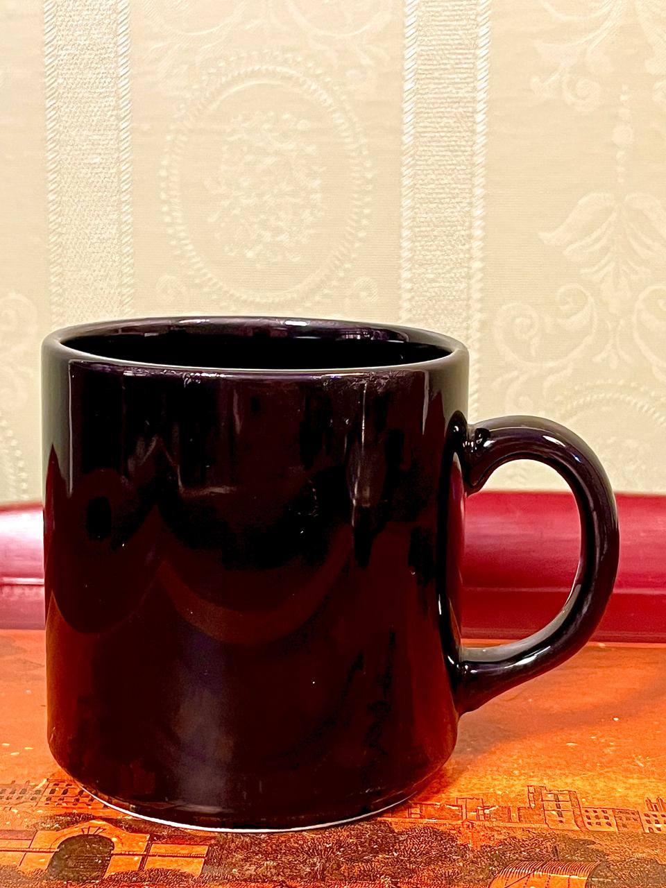 Classic Glossy Black Ceramic Coffee Mug – 4"