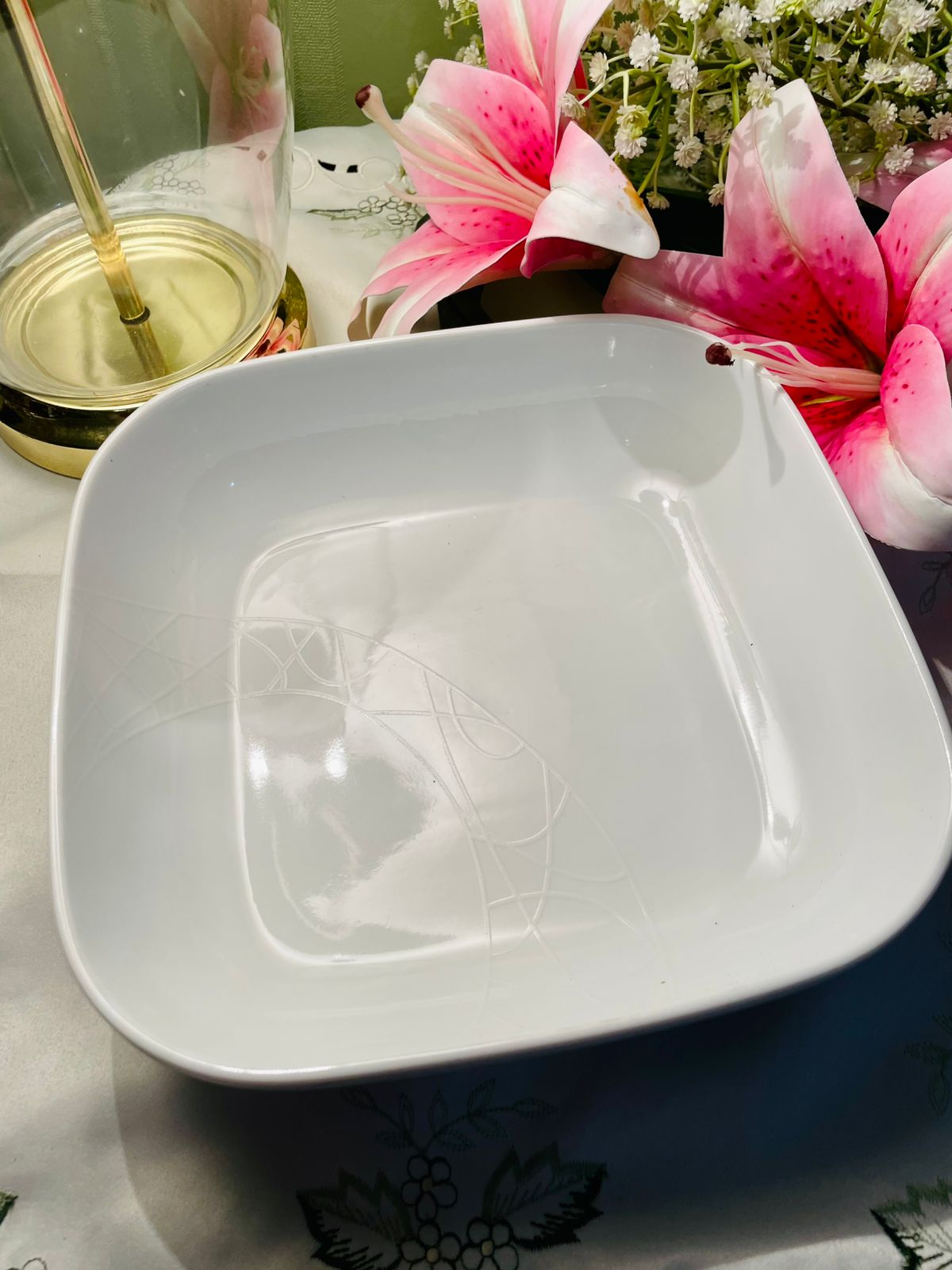 Jamie Oliver Queens White Oven-Safe Serving Dish Approx. 23 cm
