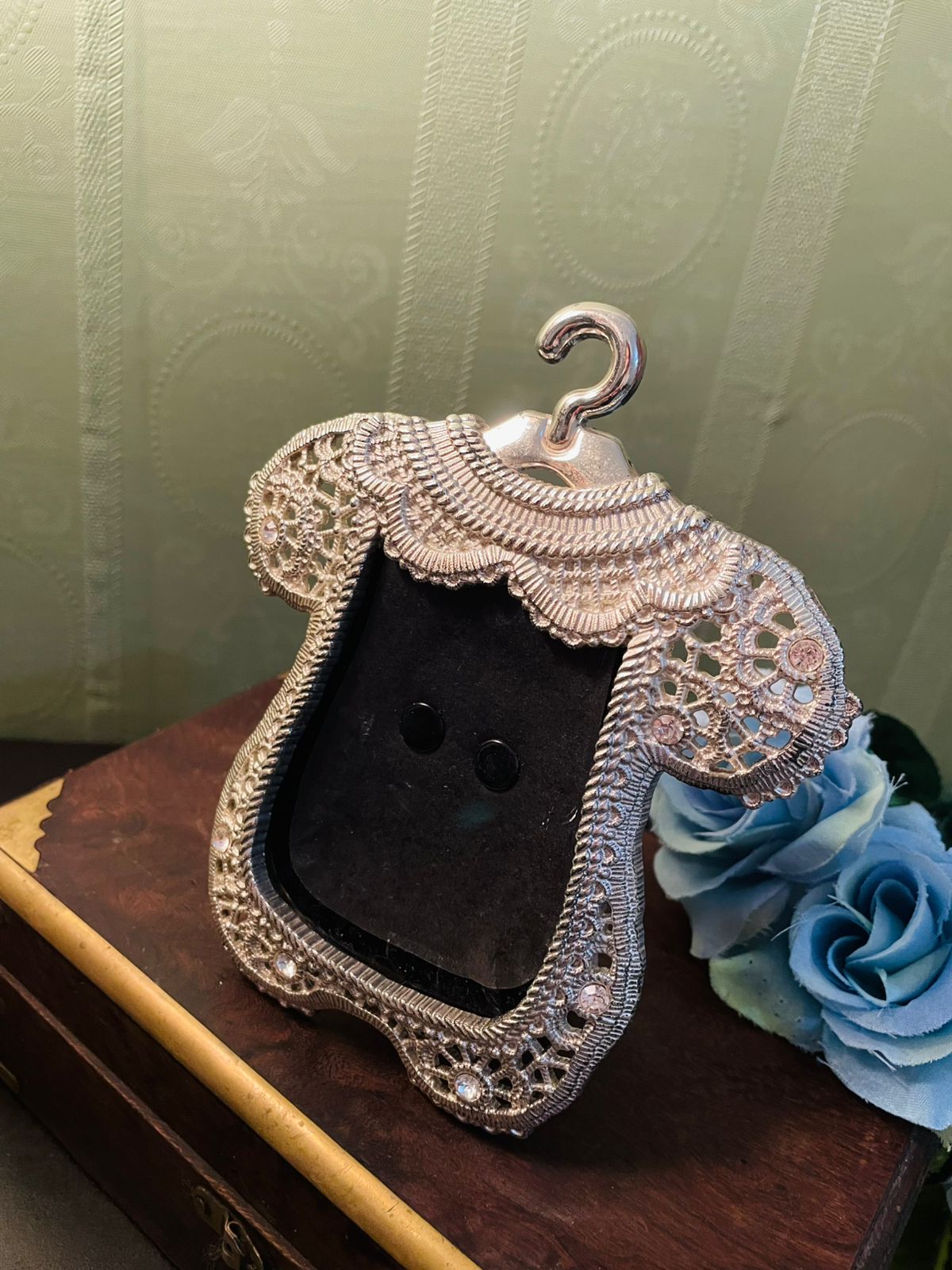 Vintage Silver Hanger Photo Frame 5.5 Inch